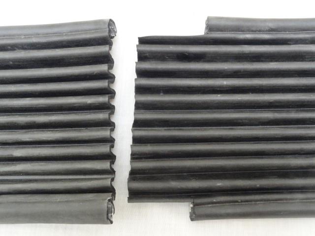 [EX-UP] Truck Camper Pass Through Gasket Medium Stretch (4"–8") - ROLL ENDS